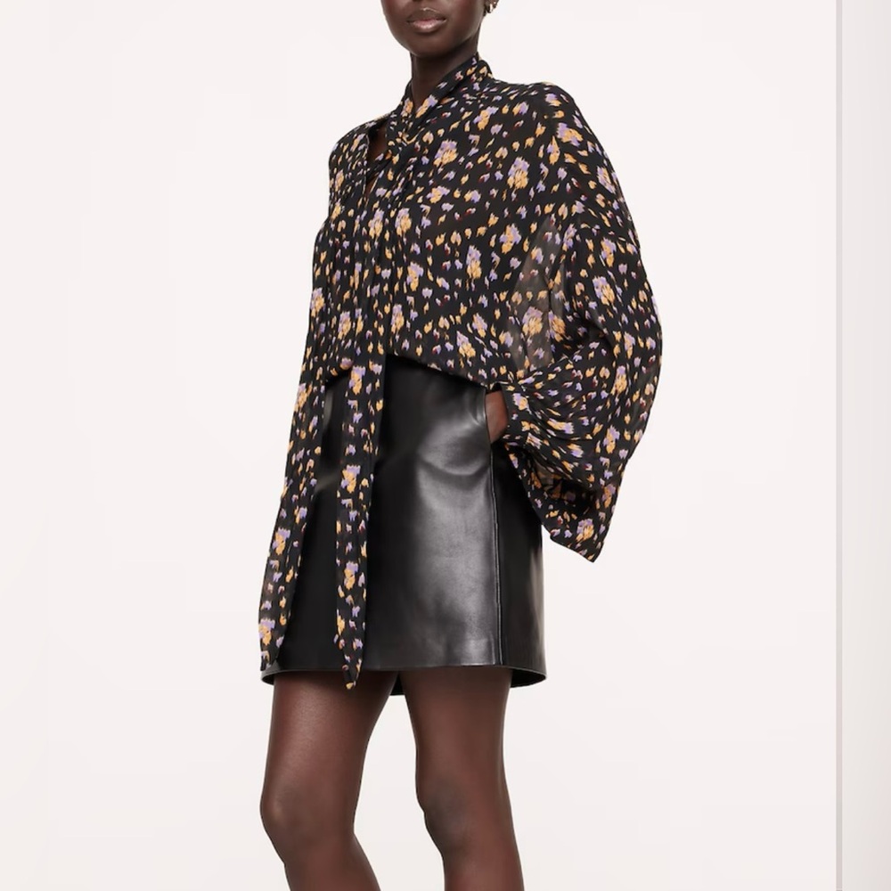 Floral Cross-Tie Trapeze Blouse.
